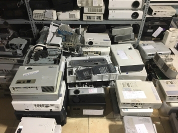MÁY CHIẾU PANASONIC GIÁ RẺ – GIẢI PHÁP TRÌNH CHIẾU CHẤT LƯỢNG, TIẾT KIỆM CHI PHÍ